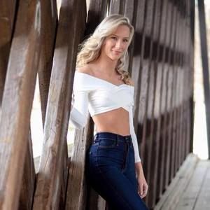 Meet your Posher, Scarlett